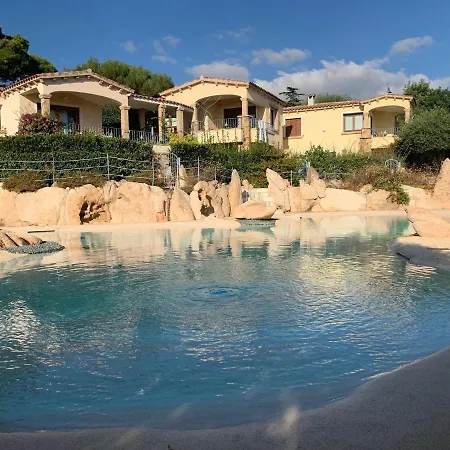 Wind Rose Exclusive -Natural Pool 50 M From The Sea Holiday home