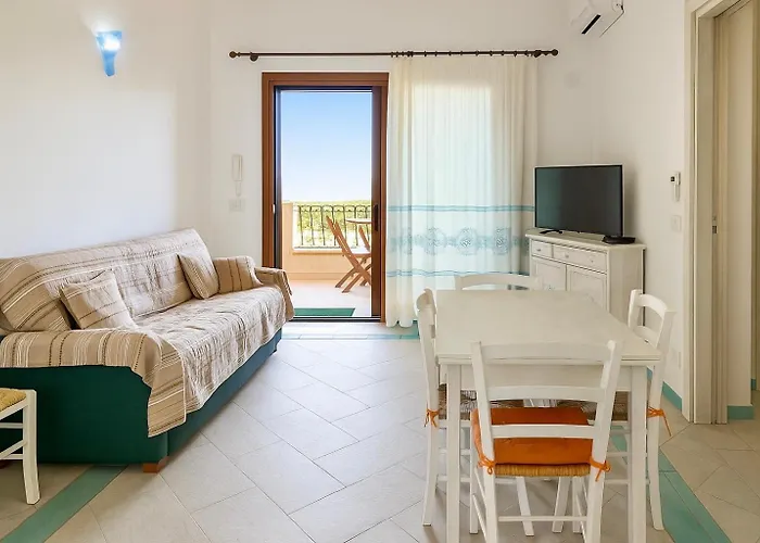 Wind Rose -group House Near The Sea * אולביה